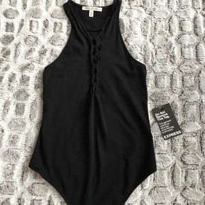 Express crisscross detailed neck bodysuit